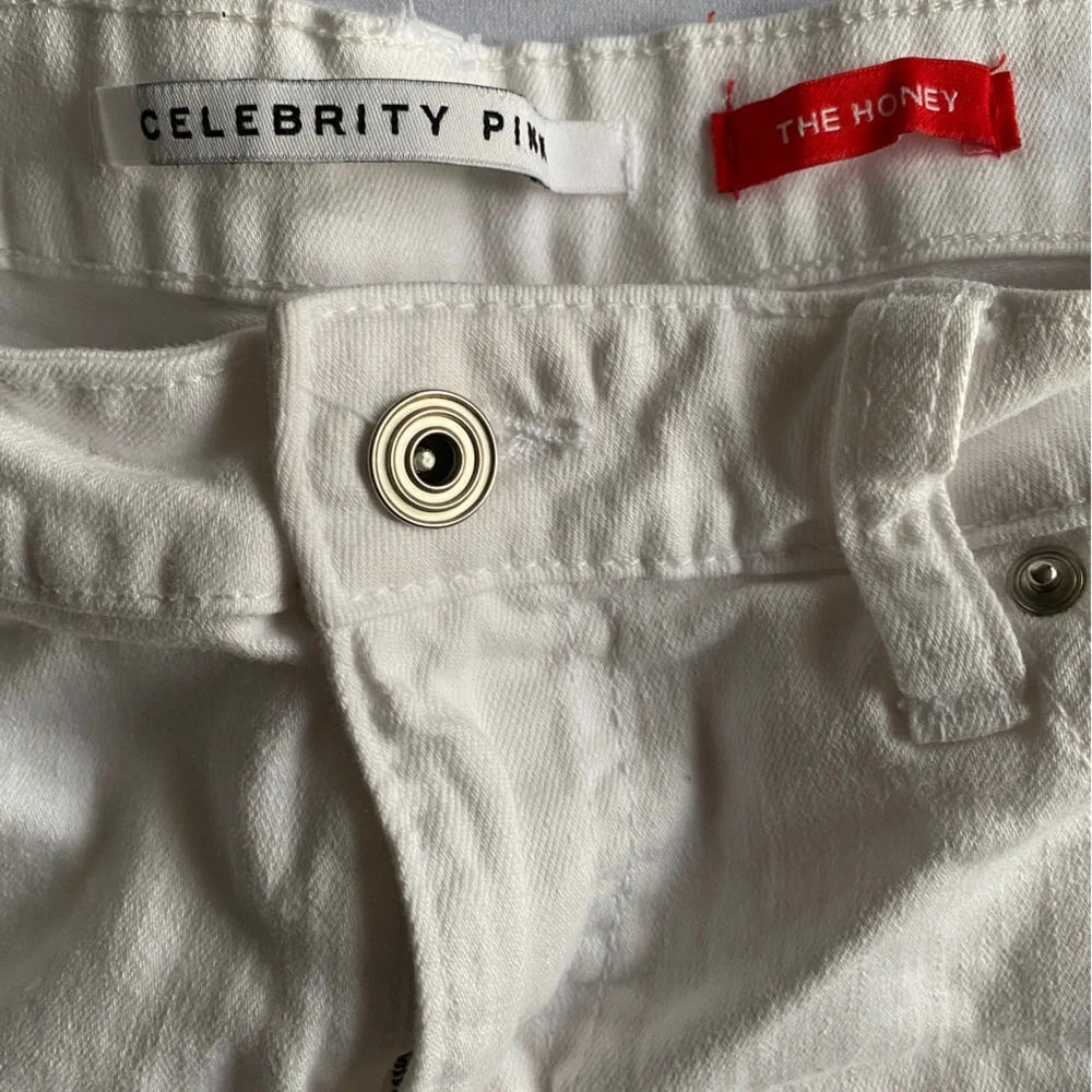 Celebrity pink the honey jean shorts with new sunflower ironon‎ transfers  5/27